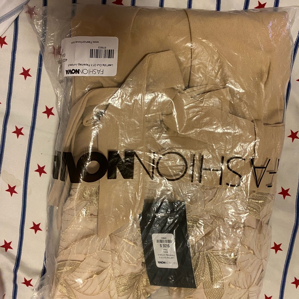 Fashion nova jumpsuit